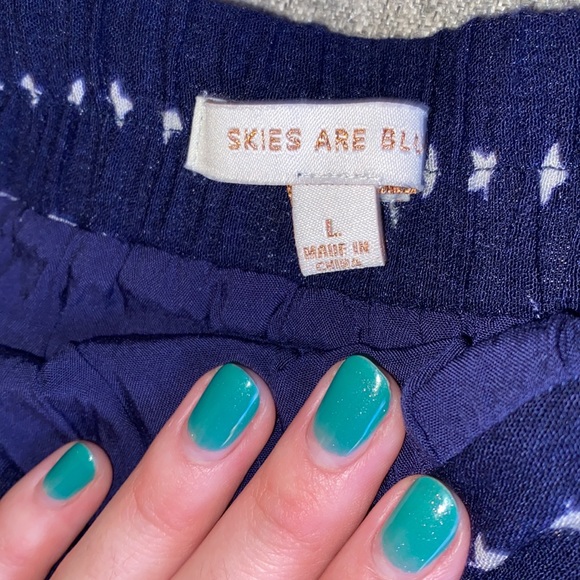 STITCH FIX Scalloped Edge Embroidered Skirt - Picture 2 of 3